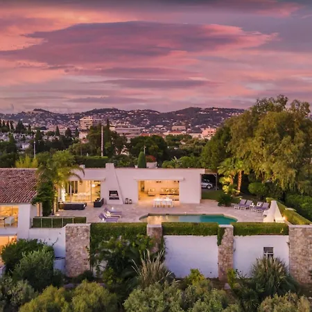 Frgk Contemporary Luxury Panoramic Sea View, Pool & Ultra-fast Wi-fi Villa Cannes