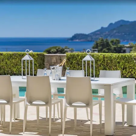 Villa Frgk Contemporary Luxury Panoramic Sea View, Pool & Ultra-fast Wi-fi *